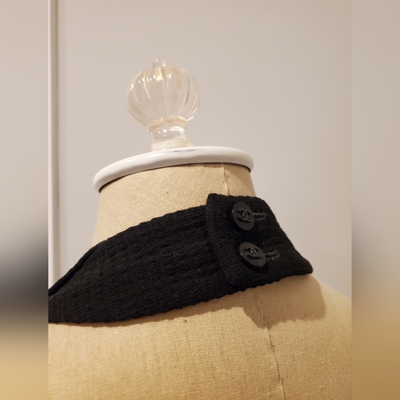 Chanel Backless Black Halter Dress. Size Euro 40 or US 6-8 - Picture 8 of 10